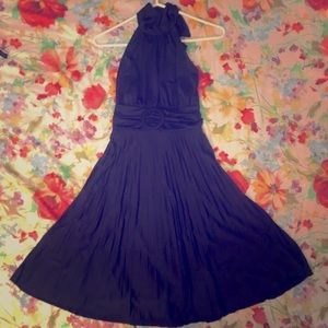 💃🏻24hr DRESS SALE!💃🏻 NWT Gorgeous Halter